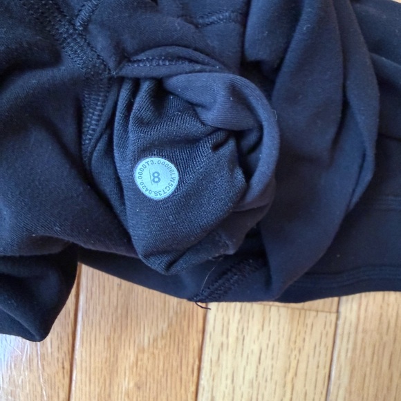 Lululemon Align leggings Black 25” size 8 - Picture 4 of 4